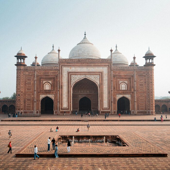A stunning view of the mosque on the Taj Mahal complex in Agra, India.